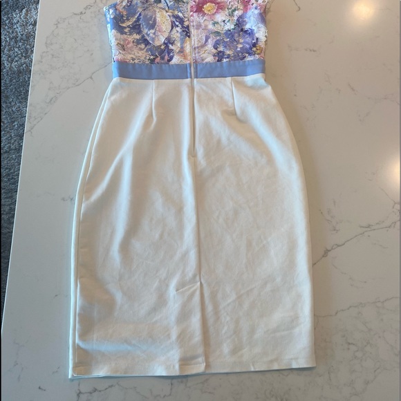 paper dolls crochet floral small dress - Picture 3 of 4